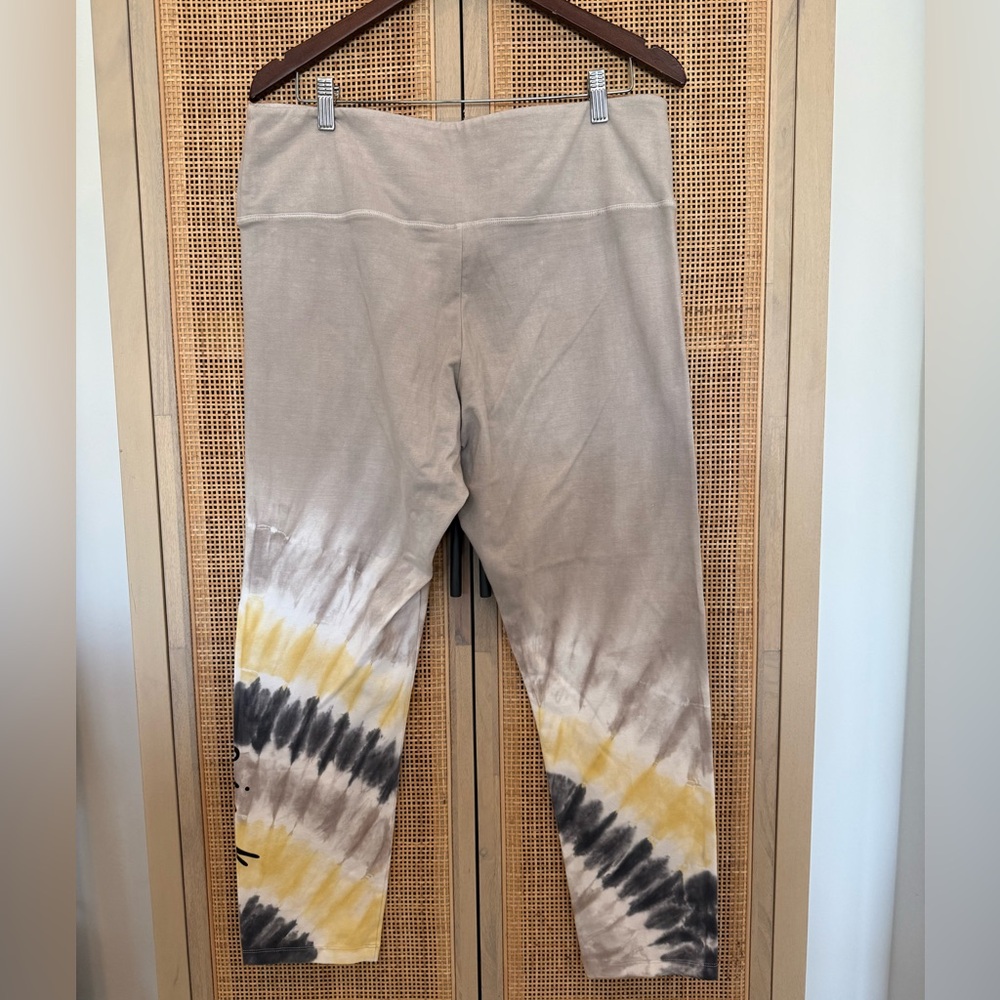 PINK Victoria's Secret Tie Dye Leggings, High Waist Gray, Plus Size XXL, NWT - Picture 2 of 6